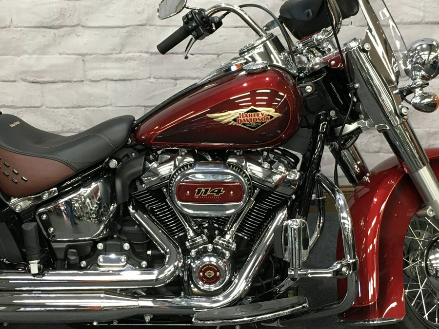 2023 Harley-Davidson Heritage Classic Heirloom Red Fade FLHCSANV