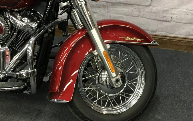 2023 Harley-Davidson Heritage Classic Heirloom Red Fade FLHCSANV