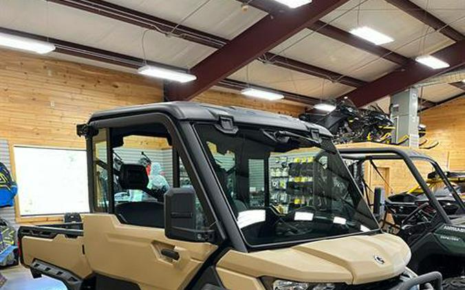 2024 Can-Am Defender DPS CAB