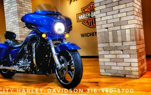 USED 2017 Harley-Davidson Street Glide Special, FLHXS