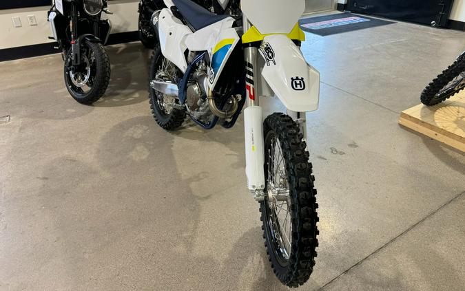 2025 Husqvarna FC 250