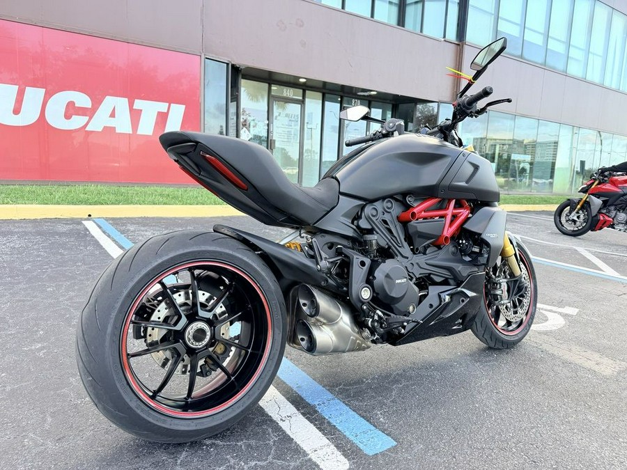 2022 Ducati Diavel 1260 S Total Black