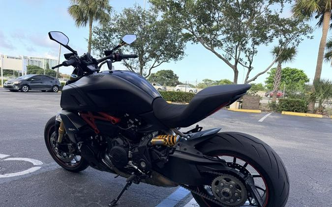 2022 Ducati Diavel 1260 S Total Black