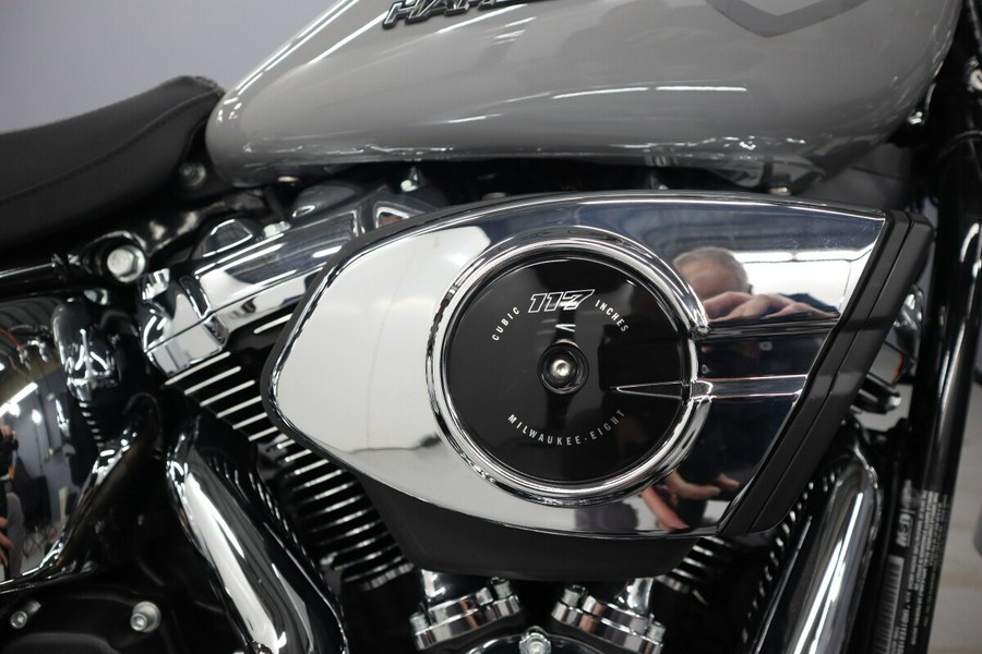 2025 Harley-Davidson Breakout