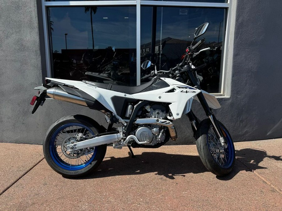 2025 Suzuki DR-Z4SM