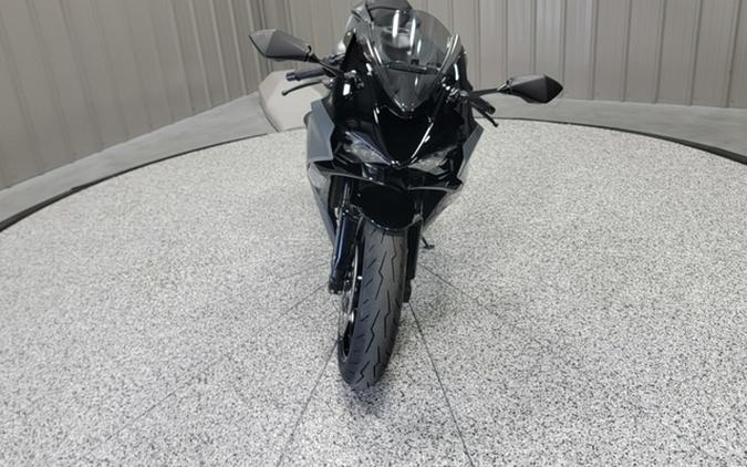 2025 Kawasaki Ninja ZX-6R