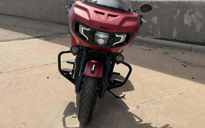 2024 INDIAN MOTORCYCLE CHALLENGER DARK HORSE WITH POWERBAND AUDIO PACKAGE SUNSET RED SMOKE