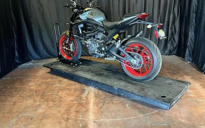 2023 Ducati MONSTER PLUS