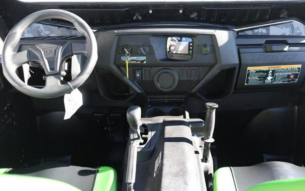 2022 Kawasaki Teryx4™ S LE