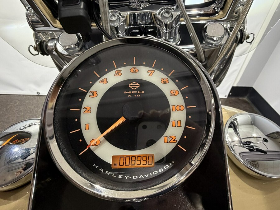 2014 Harley-Davidson® Softail® Deluxe SAND PRL/C BRWN W/ PINSTRIP