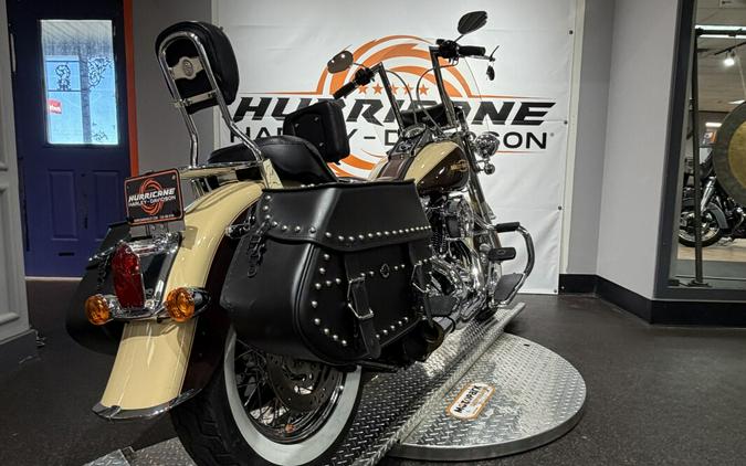 2014 Harley-Davidson® Softail® Deluxe SAND PRL/C BRWN W/ PINSTRIP