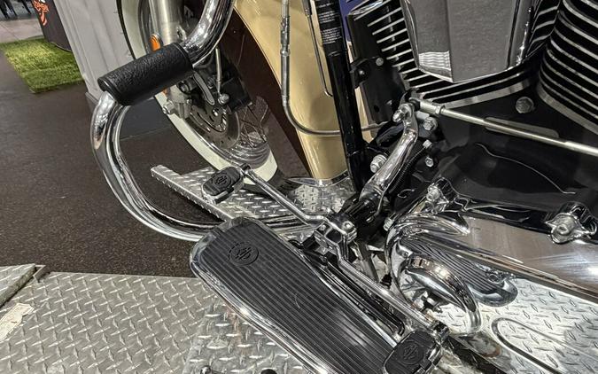 2014 Harley-Davidson® Softail® Deluxe SAND PRL/C BRWN W/ PINSTRIP