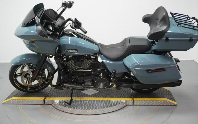 2024 Harley-Davidson® Road Glide® Sharkskin Blue - Black Finish