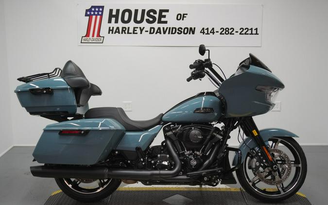 2024 Harley-Davidson® Road Glide® Sharkskin Blue - Black Finish
