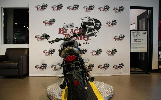 2026 Triumph BONNEVILLE BOBBER