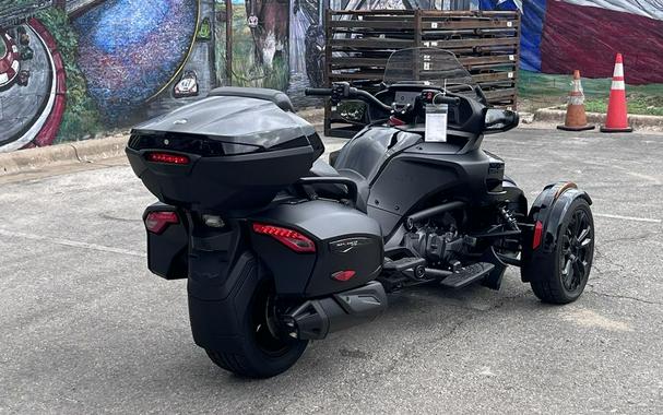 2025 Can-Am® Spyder F3 Limited Dark Wheels