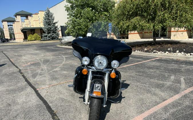 2013 Harley-Davidson® Electra Glide® Ultra Limited Vivid Black
