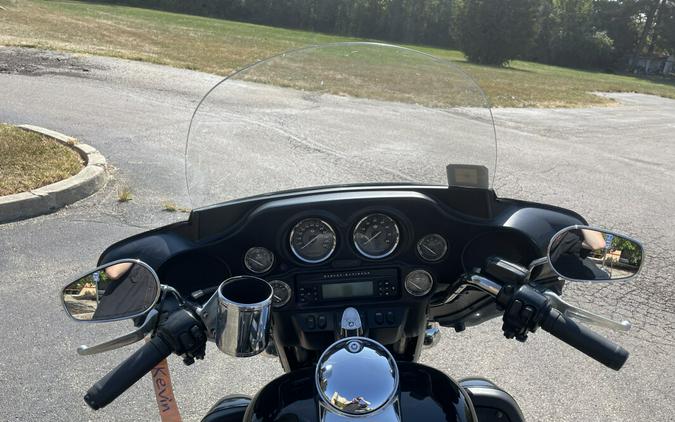 2013 Harley-Davidson® Electra Glide® Ultra Limited Vivid Black