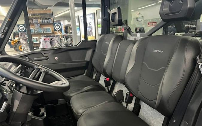 2025 Can-Am® Defender Limited HD10