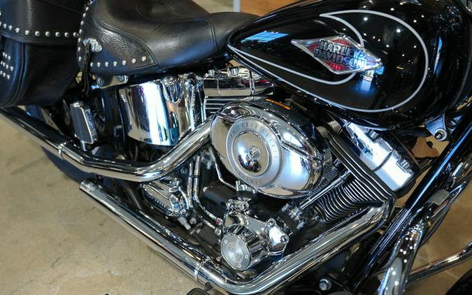 2011 Harley-Davidson Softail Heritage Softail Classic