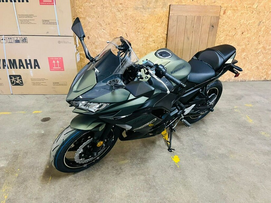 2024 Kawasaki Ninja® 650 Base