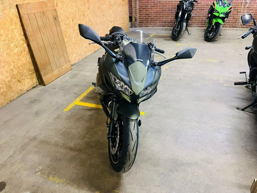 2024 Kawasaki Ninja® 650 Base