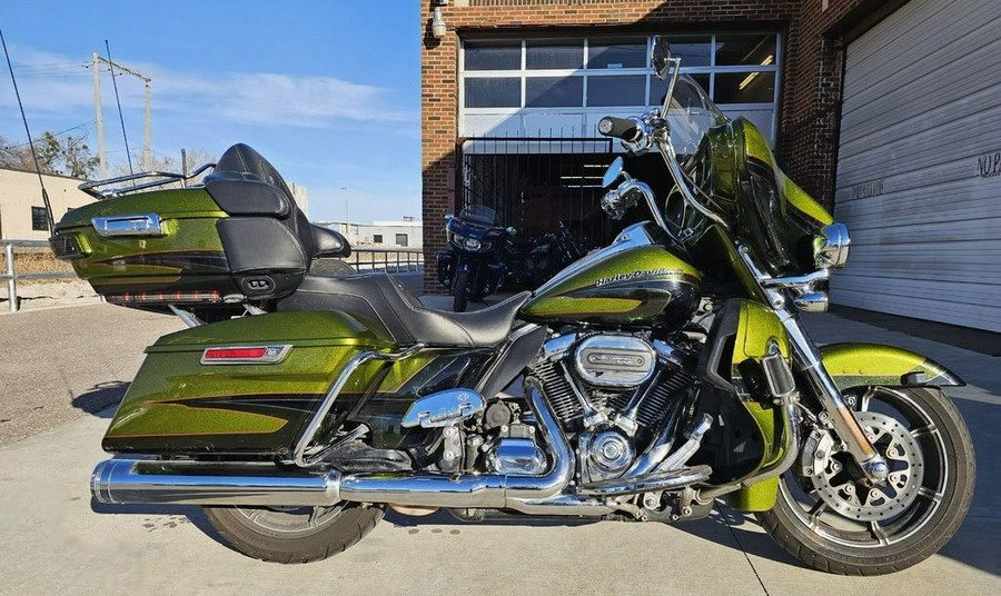 2017 Harley-Davidson Electra Glide® CVO™ Limited