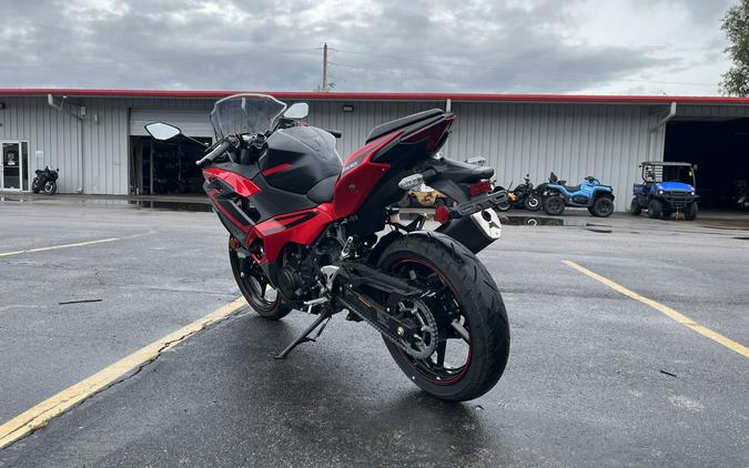 2024 KAWASAKI NINJA 500
