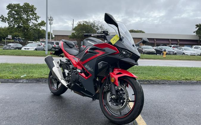 2024 KAWASAKI NINJA 500