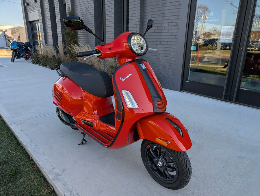 2023 Vespa GTS Super 300 Sport