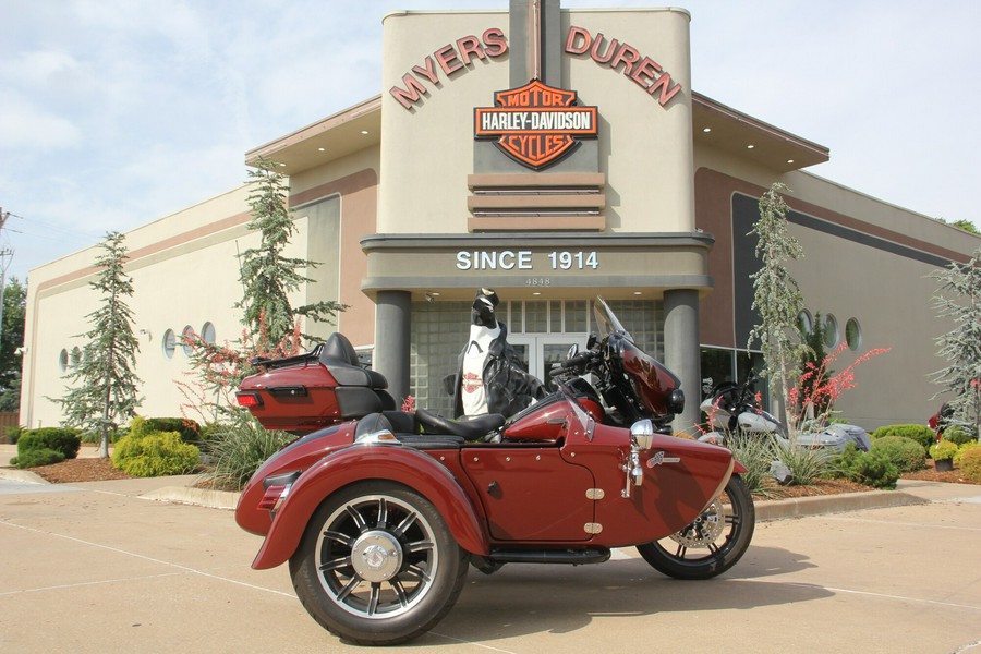 2024 Harley-Davidson Ultra Limited with Color Match Champion Sidecar