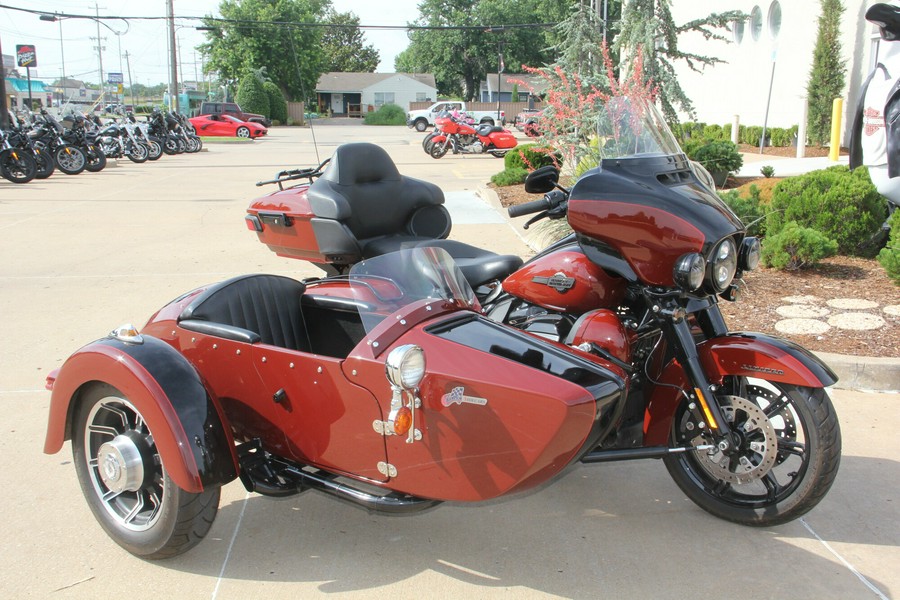 2024 Harley-Davidson Ultra Limited with Color Match Champion Sidecar