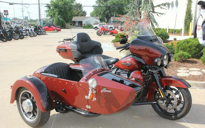 2024 Harley-Davidson Ultra Limited with Color Match Champion Sidecar