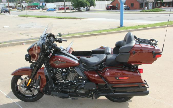 2024 Harley-Davidson Ultra Limited with Color Match Champion Sidecar