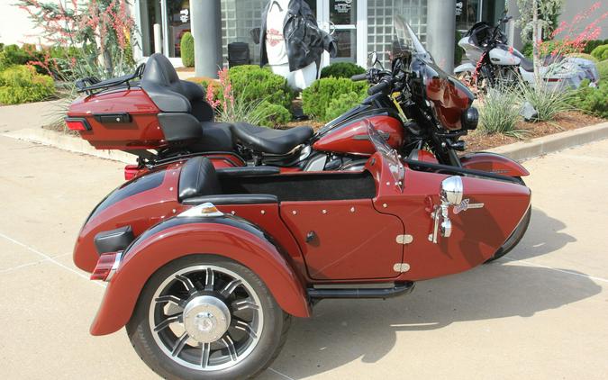 2024 Harley-Davidson Ultra Limited with Color Match Champion Sidecar