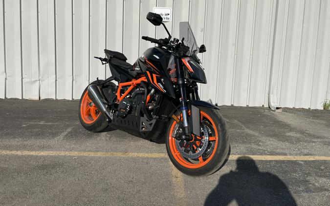 2023 KTM 1290 SUPER DUKE R EVO