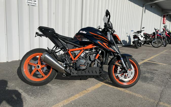 2023 KTM 1290 SUPER DUKE R EVO