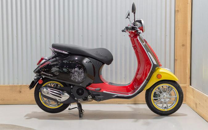 2023 Vespa Primavera 150 Disney Mickey Mouse Edition