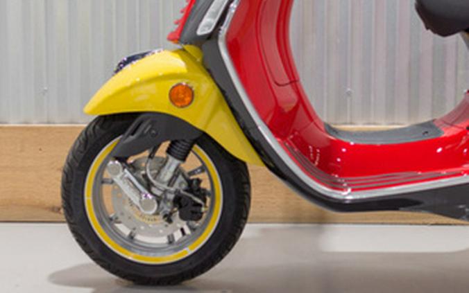 2023 Vespa Primavera 150 Disney Mickey Mouse Edition