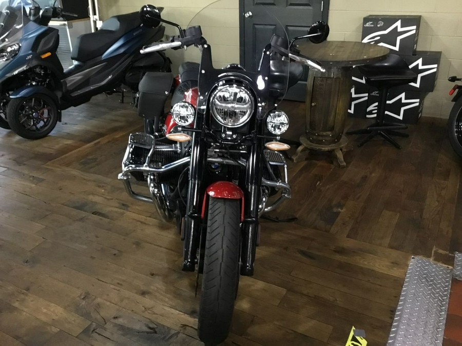 2022 BMW R 18 Classic Mars Red Metallic