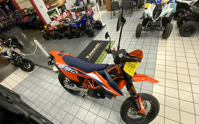 2024 KTM SMC 690 R