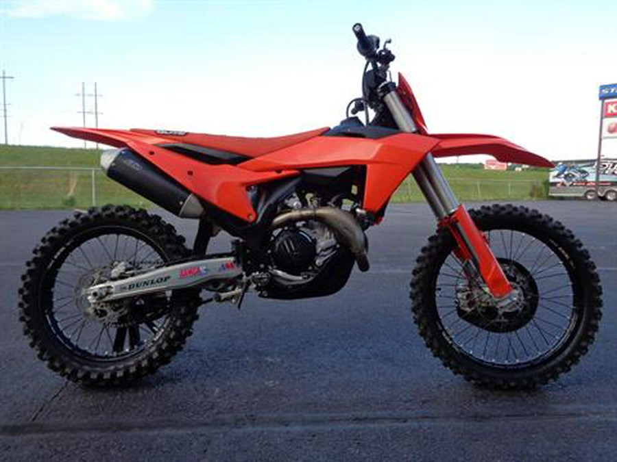 2023 KTM 450 SX-F