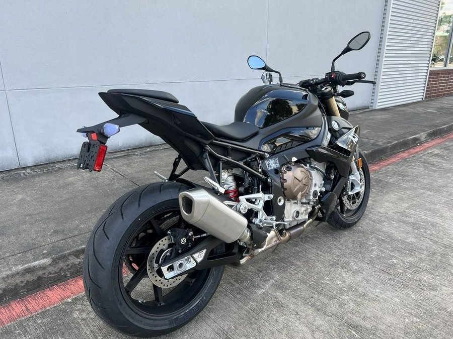 2024 BMW S 1000 R Black Storm Metallic