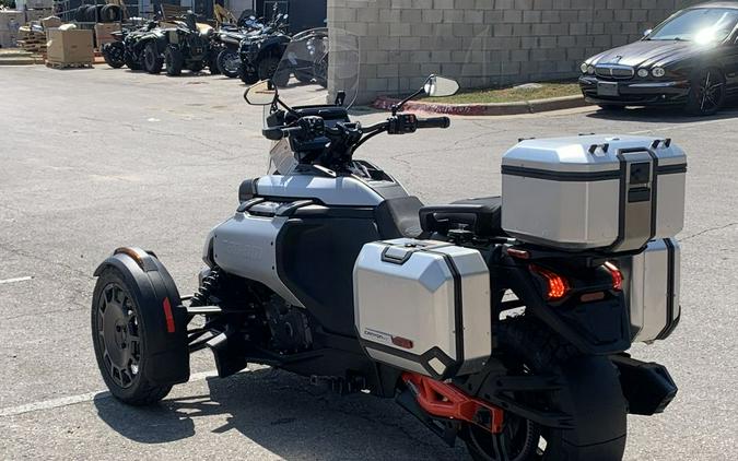 2025 Can-Am® Canyon XT