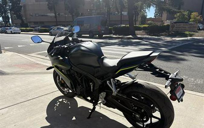 2026 Honda CBR650R E-Clutch