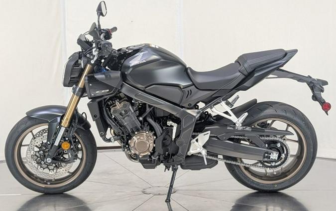 2026 Honda CB650R E-Clutch