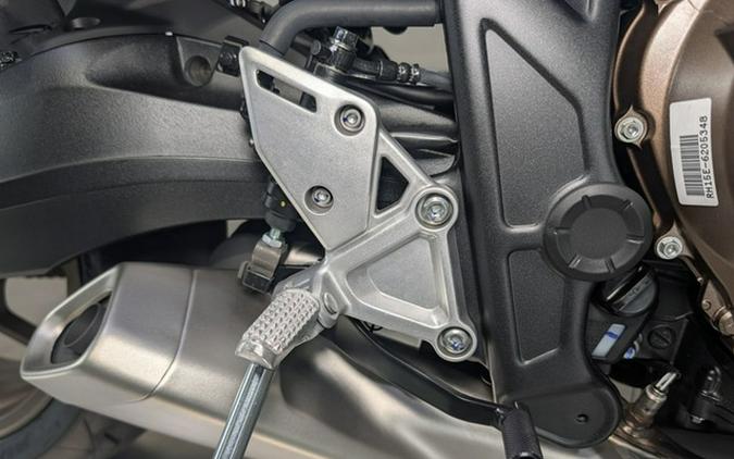 2026 Honda CB650R E-Clutch