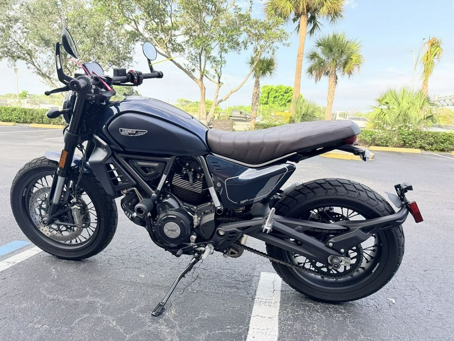 2024 Ducati Scrambler Nightshift (2G) Blue