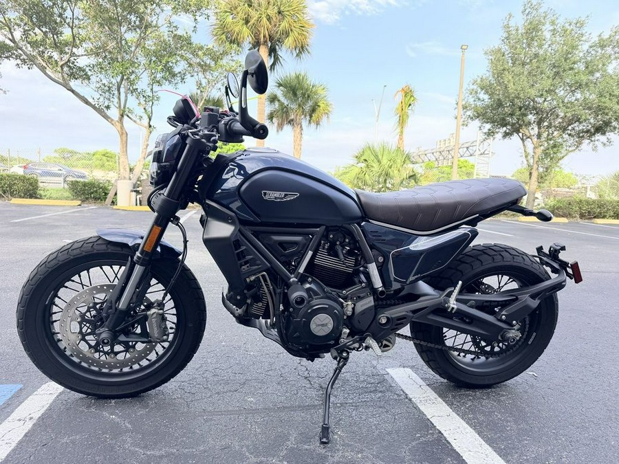 2024 Ducati Scrambler Nightshift (2G) Blue