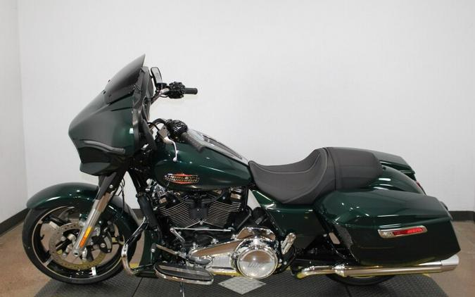 Harley-Davidson Street Glide® 2024 FLHX 84410737DT ALPINE GREEN